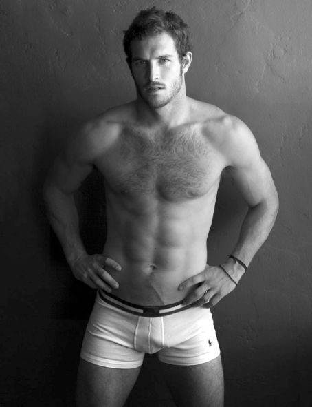 Who is Justice Joslin dating? Justice Joslin girlfriend, wife