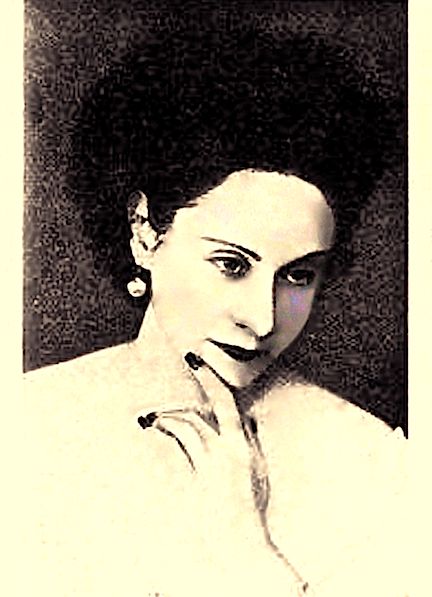 Coryna Rebuá