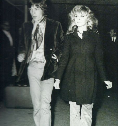 Mick Jagger and Marianne Faithfull Photos - Mick Jagger and Marianne ...