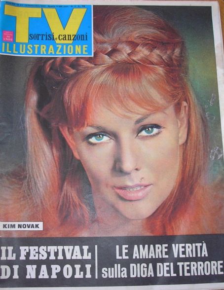 Kim Novak, TV Sorrisi e Canzoni Magazine 12 September 1965 Cover Photo ...