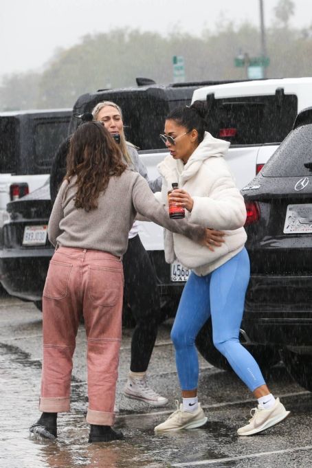 Nicole Scherzinger – With Thom Evans seen while visiting Nicole’s stylist in Beverly Hills