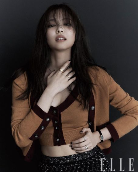 Jennie Kim - Elle Magazine Pictorial [South Korea] (August 2021)