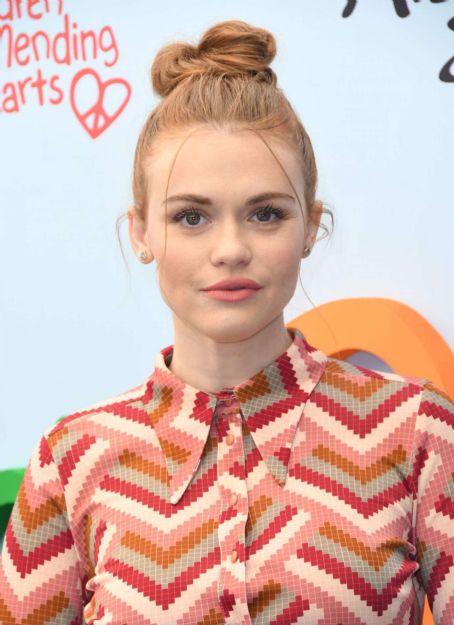Holland Roden – Children Mending Hearts Gala in Los Angeles