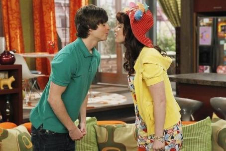Jennifer Stone and Dan Benson