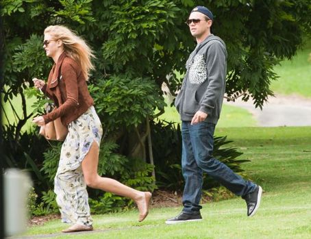 Leonardo Dicaprio and Erin Heatherton