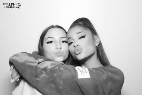 Ariana Grande – Sweetener World Tour Meet and Greet in London