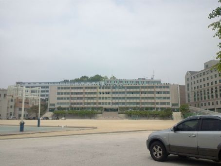 Kwangwoon Electronics Technical High School