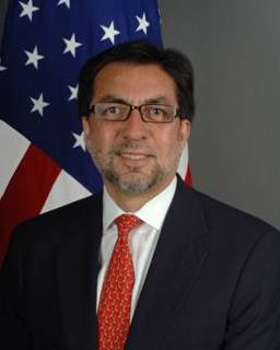 Luis E. Arreaga