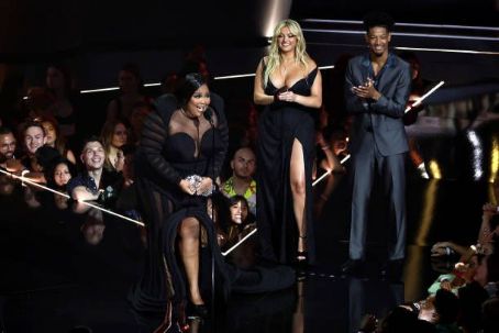 Lizzo and Bebe Rexha - The 2022 MTV Video Music Awards