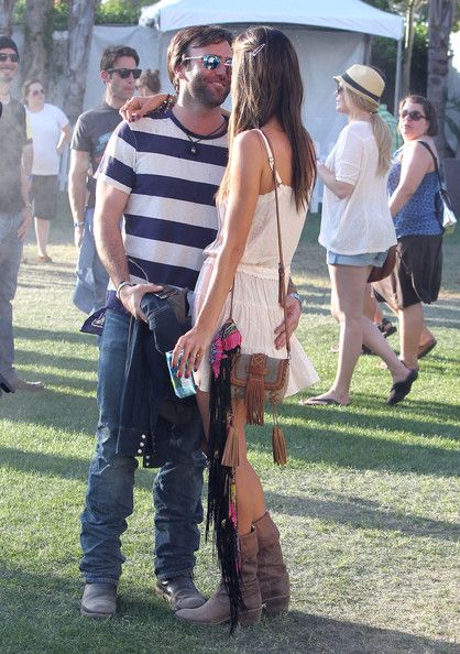 Alessandra Ambrosio Coachella Music Festival April 16, 2011 – Star