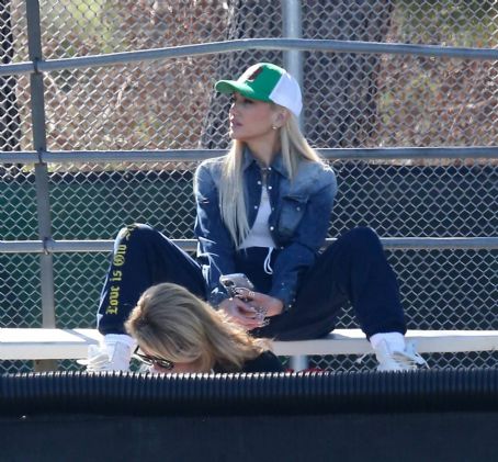 Gwen Stefani – With ex husband Gavin Rossdale watch their son separately play football in LA