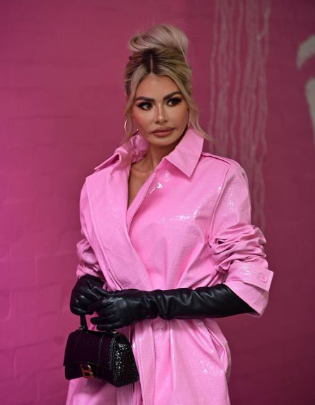 Chloe Sims – With Demi and Frankie seen filming at Rome London in ...