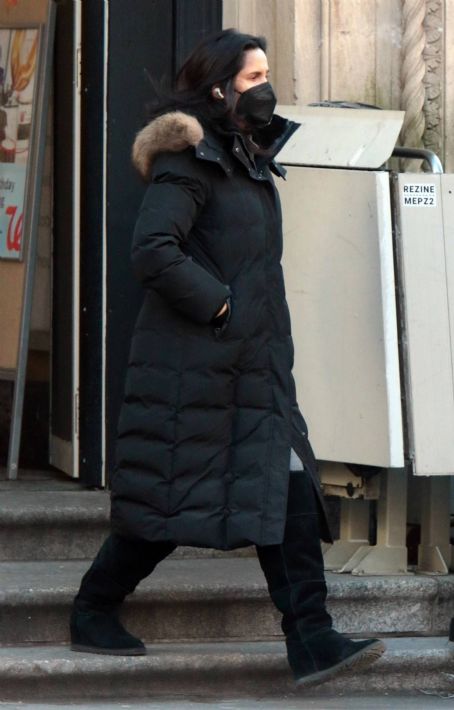 Padma Lakshmi – Seen out in Soho in New York | Padma Lakshmi Picture ...