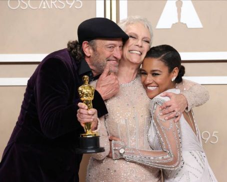 Troy Kotsur, Jamie Lee Curtis and Ariana DeBose - The 95th Annual Academy Awards (2023)