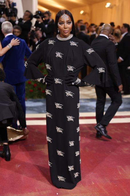 Naomi Campbell wears Burberry - 2022 Met Gala on May 2, 2022