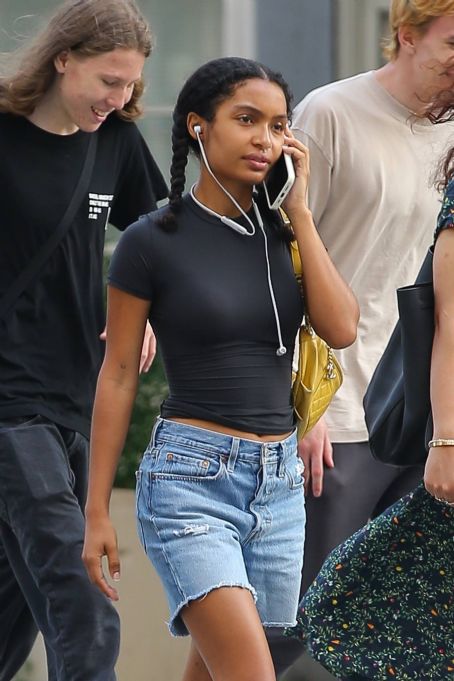 Who is Yara Shahidi dating? Yara Shahidi boyfriend, husband