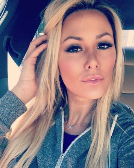 Kindly Myers Pics - Kindly Myers Photo Gallery - 2019 - Magazine ...