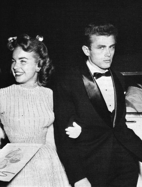 Terry Moore and James Dean