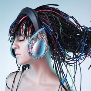 Yoko Kanno produce Cyber Bicci