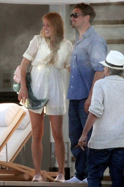 Blake Lively and Leonardo DiCaprio - Hookup