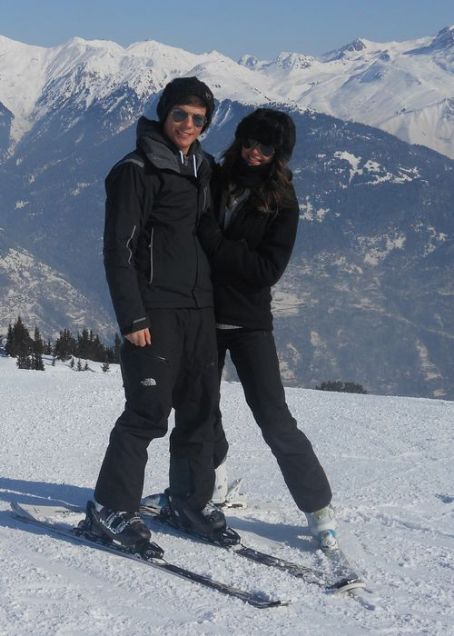 Louis Tomlinson and Eleanor Calder