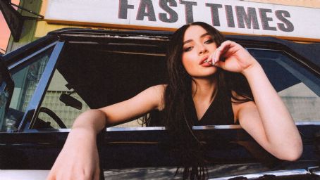 Sabrina Carpenter: Fast Times