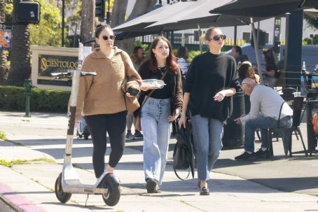 Stassi Schroeder – Seen with friends over lunch in Los Feliz