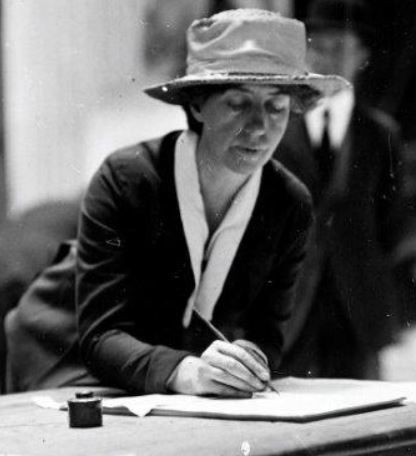 Delia Larkin