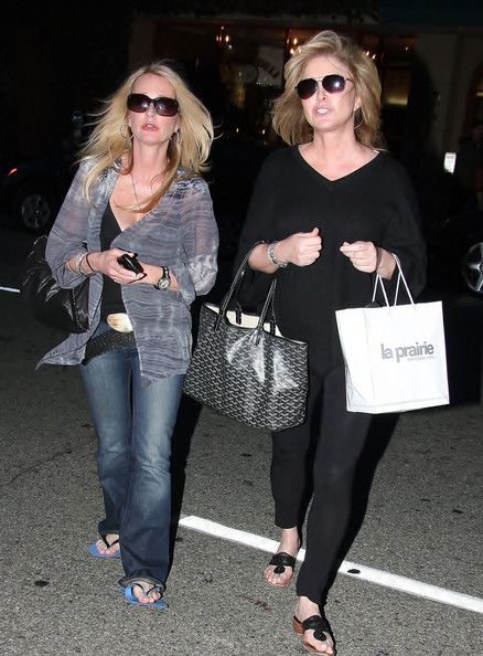 Kathy Hilton And Half Sister Kim Richards In Beverly Hills Famousfix 8655