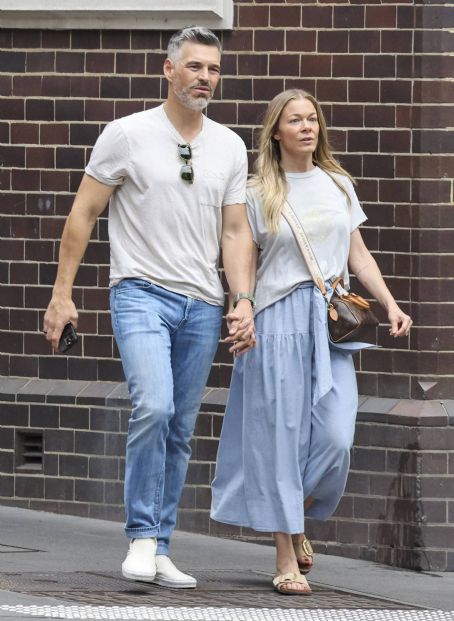 LeAnn Rimes – Heads out in Sydney’s Surry Hills for dinner