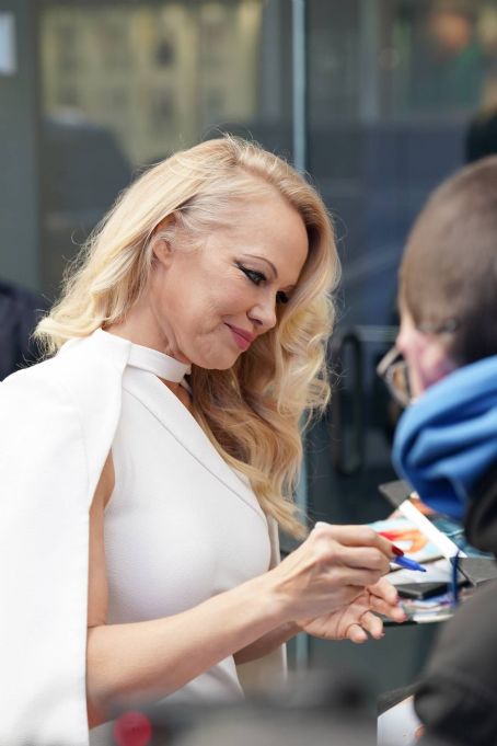 Pamela Anderson – Leaving Good Morning America Studios in New York