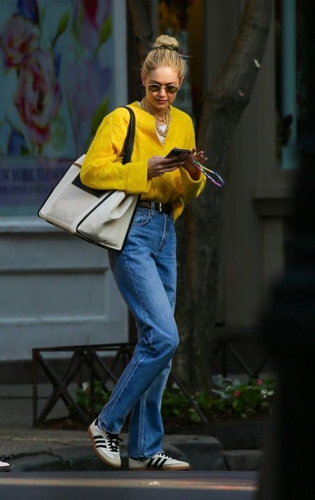 Gigi Hadid – Out and about in New York