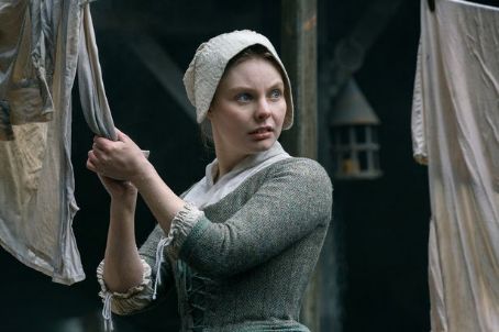 Outlander » Season 2 » The Fox's Lair (2016)