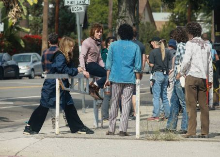 Suki Waterhouse – Filming ‘Daisy Jones and The Six’ in Los Angeles