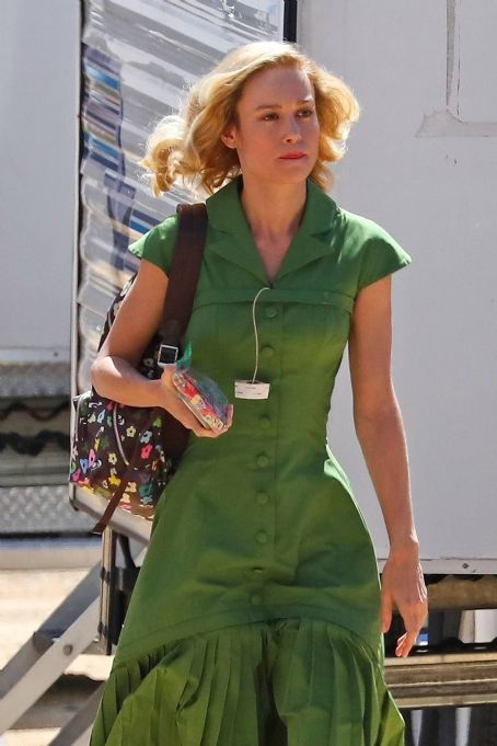 Brie Larson – Filming Apple series Lessons In Chemistry in Los Angeles