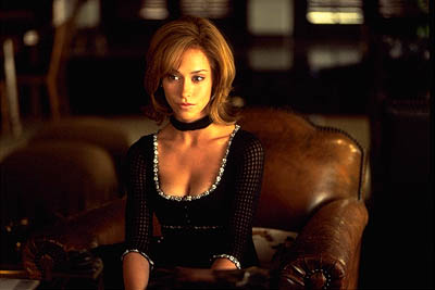 Jennifer Love Hewitt As Page In Mgm S Heartbreakers 2001 Famousfix Com Post
