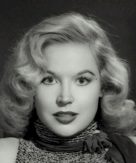 Betty Brosmer | Betty Weider Picture #17346089 - 454 x 543 - FanPix.Net