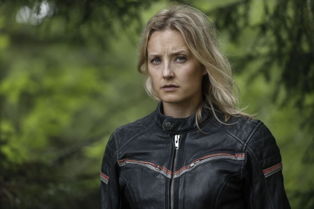 Furia (2021) Cast and Crew, Trivia, Quotes, Photos, News and Videos ...