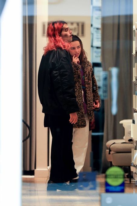 Addison Rae Christmas shopping candids at Wolford Boutique in