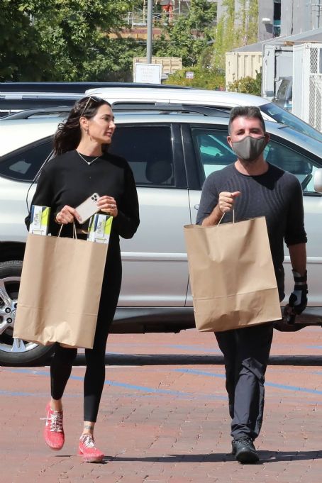 Lauren Silverman – Shopping candids in Malibu Picture - Photo of Simon