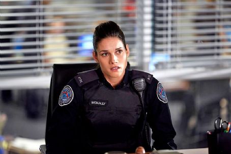 Missy Peregrym as Andy McNally in Rookie Blue E05E02 Picture - Photo of ...