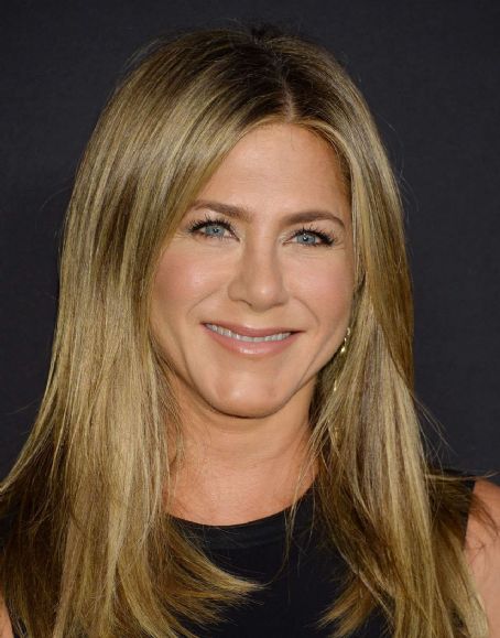 Jennifer Aniston – In black long dress at 2018 InStyle Awards in Los Angeles