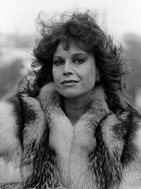 Lana Wood | Lana Wood Picture #14283521 - 454 x 608 - FanPix.Net