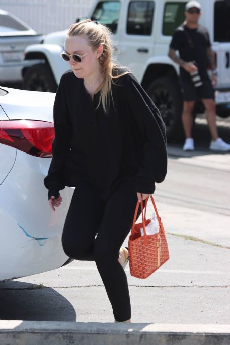 Dakota Fanning – Exiting a Pilates class in West Hollywood