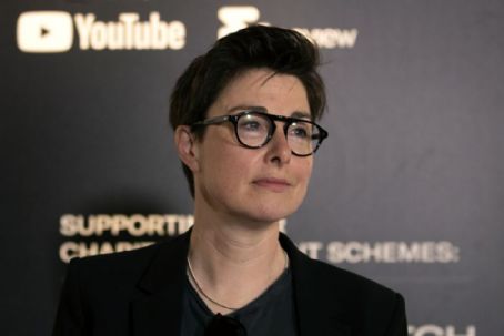 Sue Perkins in tears after being subjected to homophobic abuse