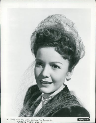 Mary Anderson (stage actress) - FamousFix