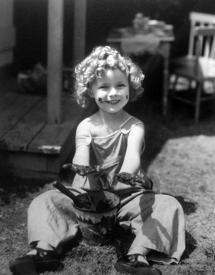 Shirley Temple | Shirley Temple Picture #14892829 - 434 x 554 - FanPix.Net