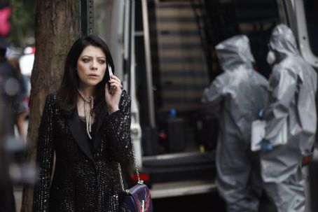 Michelle Trachtenberg – On the set of ‘Gossip Girl’ in New York