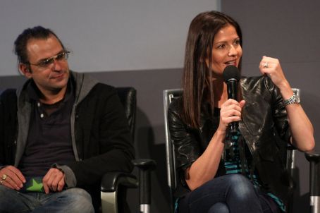 Apple Store Soho Welcomes the Cast and Director of 