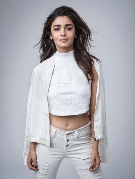 Alia Bhatt - Filmfare Magazine Pictorial [India] (28 December 2016)